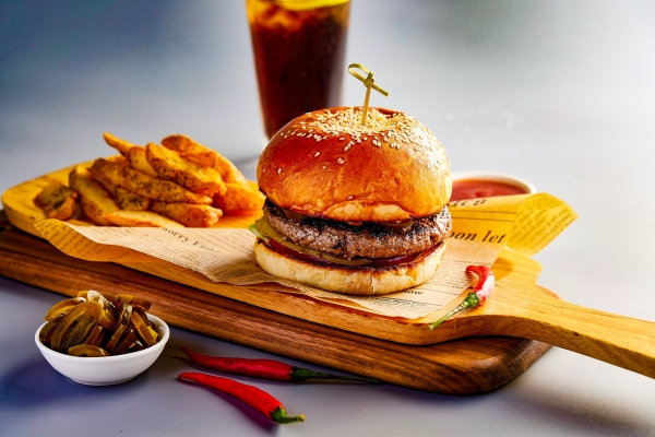 Spicy Beef Burger（200g）